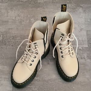 Dr Martens Jadon III Platform Boot